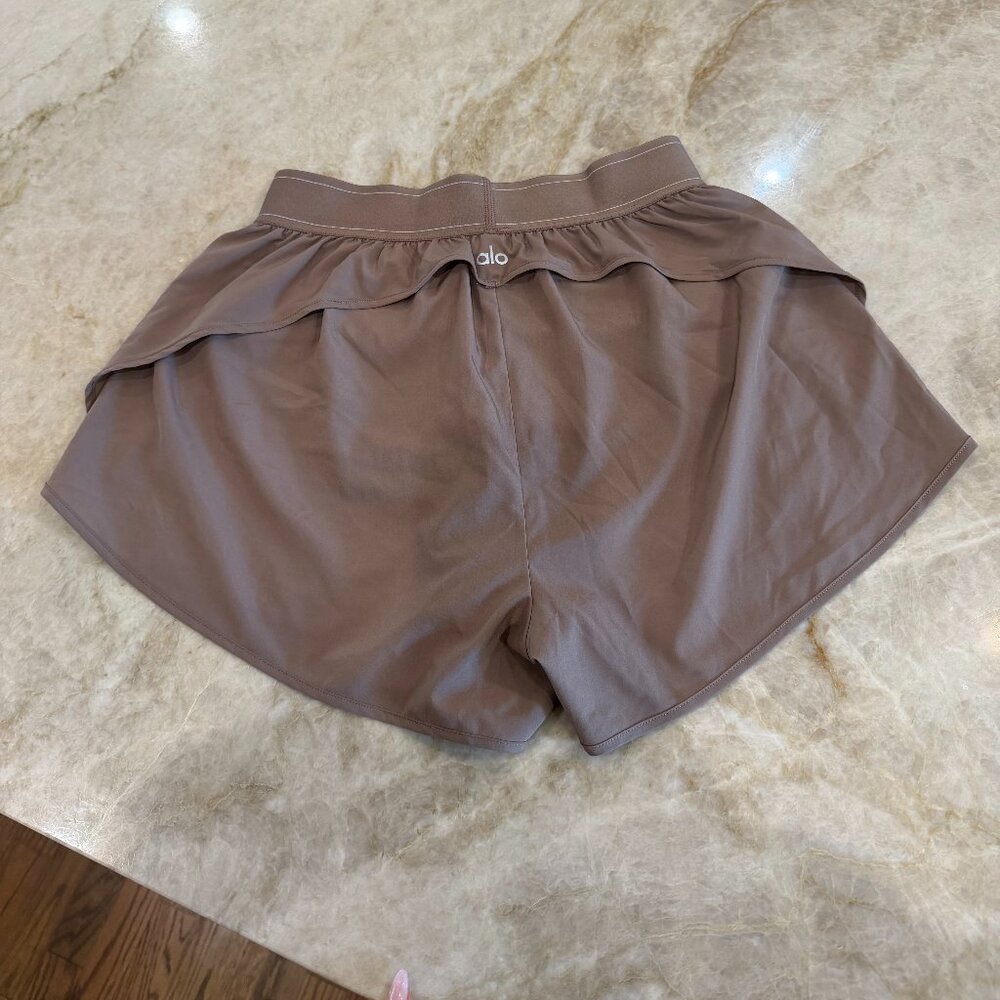 ALO Match Point Short - Picture 2 of 2